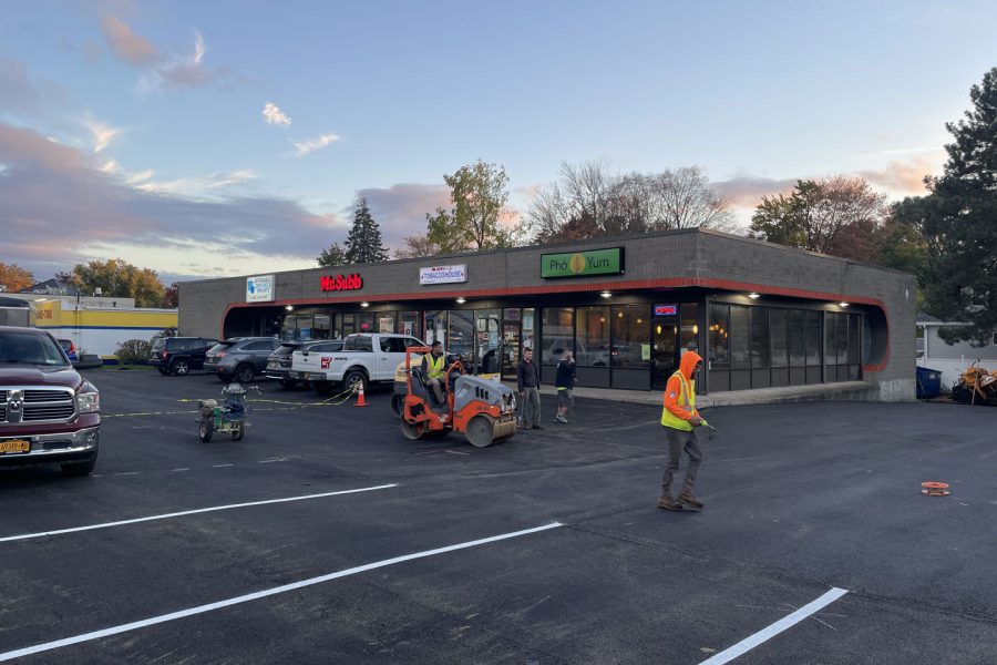 Commercial parking lot paving by Christopher's Paving